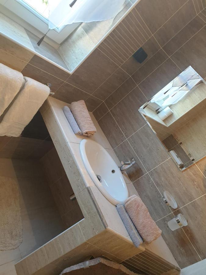 Smartno Apartmaji Sobe Josko エクステリア 写真